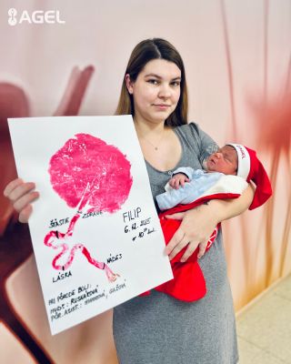 Voľba pôrodnej polohy a novinka v podobe odtlačku placenty ako pamiatky na pôrod